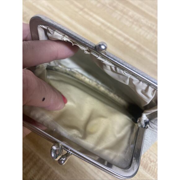 Vintage Dual Kiss Lock Coin Purse Wallet Cream Faux Leather - Picture 6 of 7